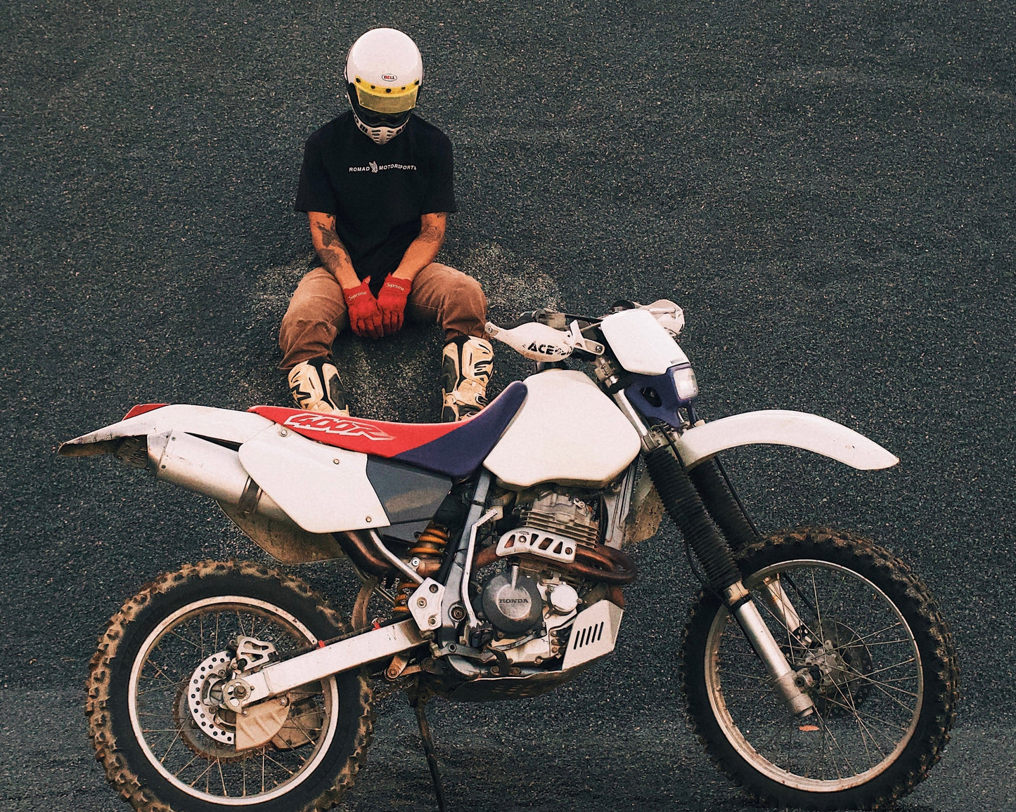 Everything I love Tee